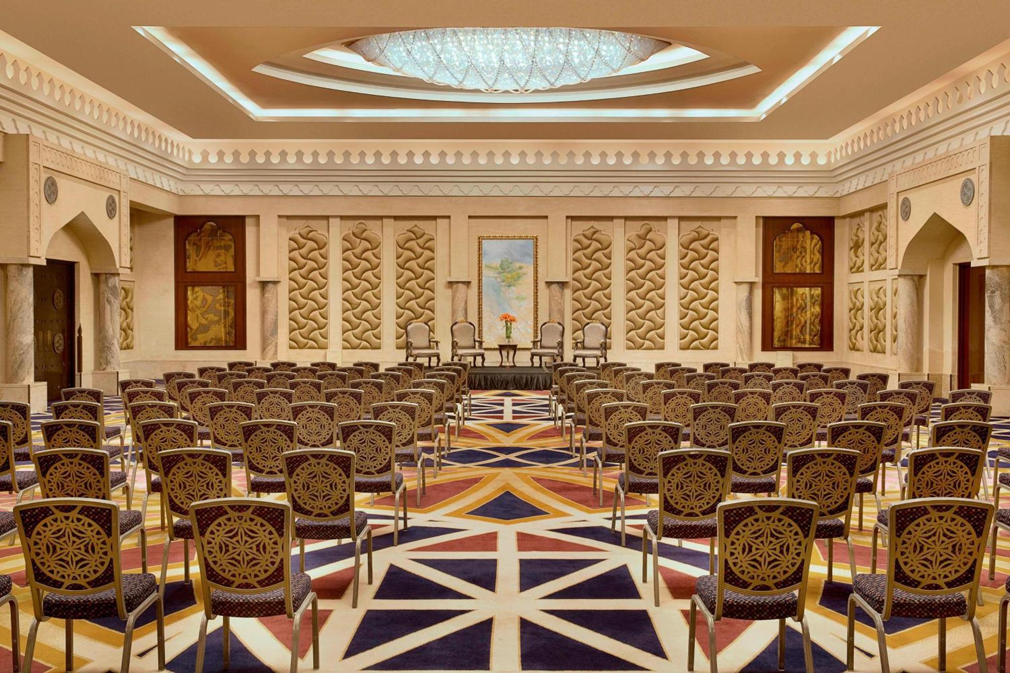 Resort The Ritz-carlton Sharq Village, 5*